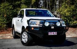 2016 Toyota Hilux SR
