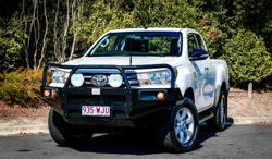 2016 Toyota Hilux SR