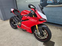 2015 DUCATI 1299 PANIGALE S Red