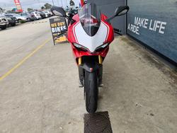 2015 DUCATI 1299 PANIGALE S Red