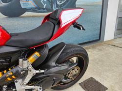 2015 DUCATI 1299 PANIGALE S Red