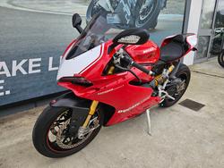 2015 DUCATI 1299 PANIGALE S Red