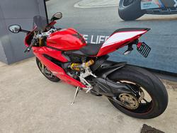 2015 DUCATI 1299 PANIGALE S Red