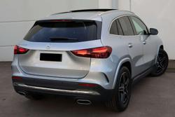 2025 Mercedes-Benz GLA-Class GLA200