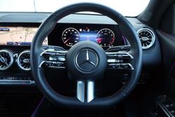 2025 Mercedes-Benz GLB-Class GLB200