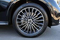 2025 Mercedes-Benz GLC-Class GLC300