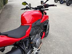 2025 DUCATI STREETFIGHTER V2 Red