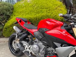2025 DUCATI STREETFIGHTER V2 Red