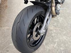 2025 DUCATI STREETFIGHTER V2 Red