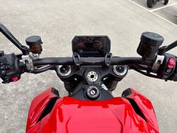 2025 DUCATI STREETFIGHTER V2 Red