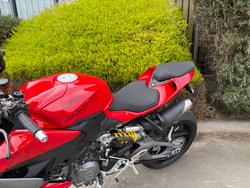 2025 DUCATI STREETFIGHTER V2 Red