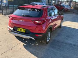 2024 KIA STONIC S