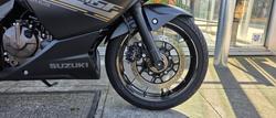 2025 Suzuki Gixxer SF 250 Gixxer Black