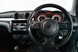 2020 Suzuki Swift GL Navigator