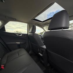 2026 Lexus NX 450h+ Luxury