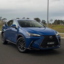 2026 Lexus NX 450h+ Luxury
