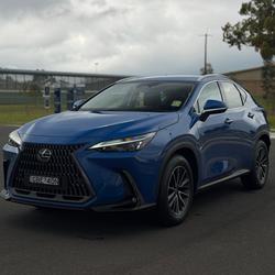 2026 Lexus NX 450h+ Luxury