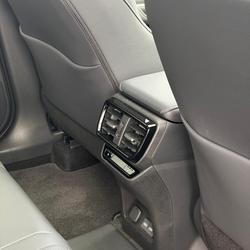 2026 Lexus NX 450h+ Luxury