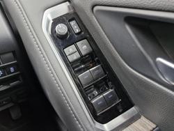 2022 Toyota Landcruiser VX