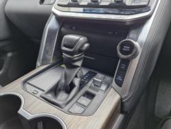 2022 Toyota Landcruiser VX