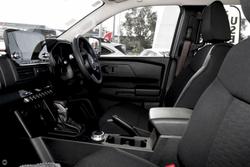 2026 Mitsubishi Triton GLX