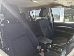 2020 Toyota Hilux SR5