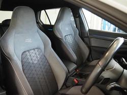 2024 Volkswagen Golf 110TSI R-Line