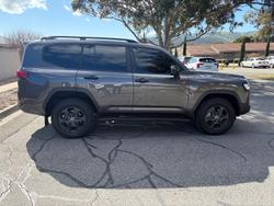 2025 Toyota Landcruiser GR Sport