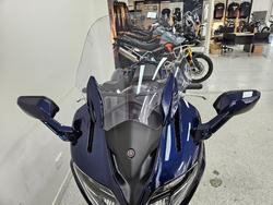 2025 YAMAHA FJR1300AE Blue