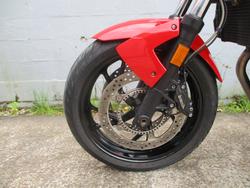 2012 BMW Motorrad F 800 R RED