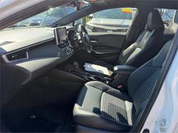 2022 TOYOTA COROLLA ZR