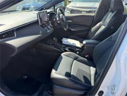 2022 TOYOTA COROLLA ZR