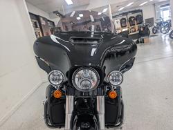 2017 Harley-davidson FLHXS STREET GLIDE SPECIAL Black