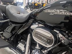 2017 Harley-davidson FLHXS STREET GLIDE SPECIAL Black
