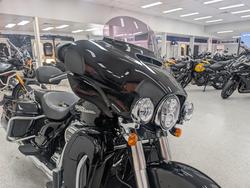 2017 Harley-davidson FLHXS STREET GLIDE SPECIAL Black