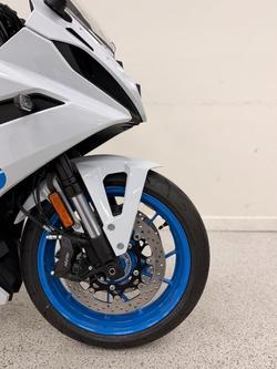 2026 Suzuki GSX-8R (GSX800FRQ) White