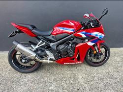 Honda CBR650R