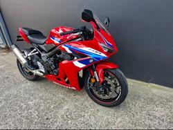 2026 Honda CBR650R RED