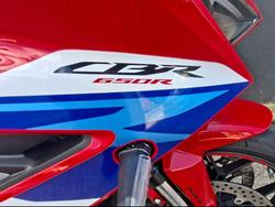 2026 Honda CBR650R RED