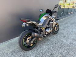 2014 Kawasaki Z1000 GREEN