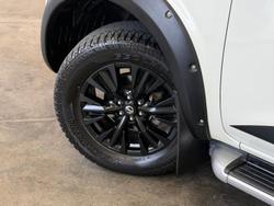 2017 Nissan Navara ST-X N-SPORT Black Edition