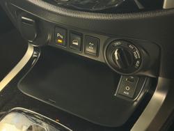 2017 Nissan Navara ST-X N-SPORT Black Edition