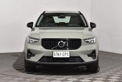 2022 Volvo XC40 Ultimate B5 Dark