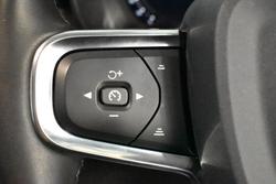2022 Volvo XC40 Ultimate B5 Dark