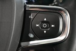 2022 Volvo XC40 Ultimate B5 Dark
