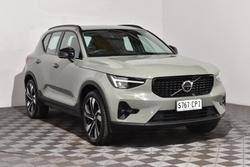 2022 Volvo XC40 Ultimate B5 Dark