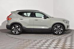 2022 Volvo XC40 Ultimate B5 Dark