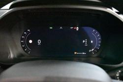 2022 Volvo XC40 Ultimate B5 Dark