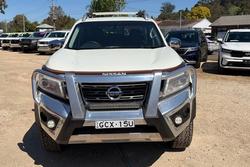 2017 Nissan Navara ST-X