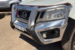 2017 Nissan Navara ST-X